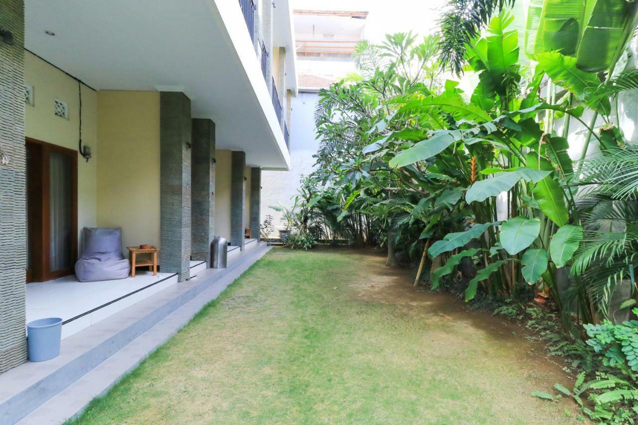 סמיניאק Kubu Kenak Guesthouse מראה חיצוני תמונה