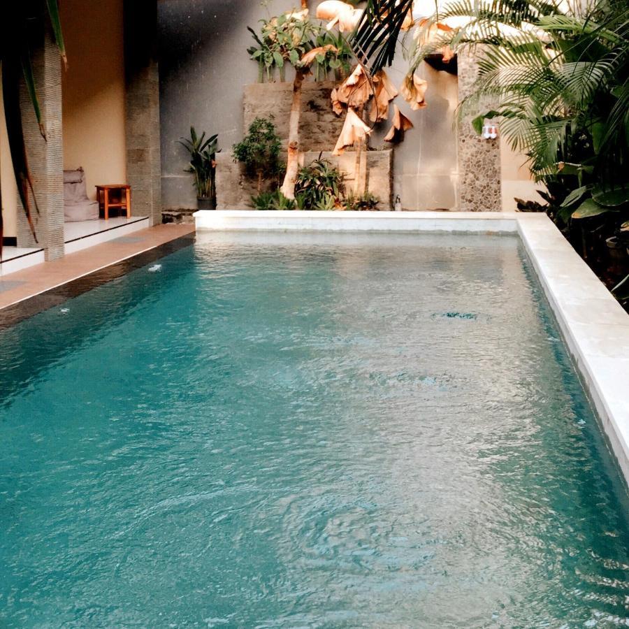 סמיניאק Kubu Kenak Guesthouse מראה חיצוני תמונה