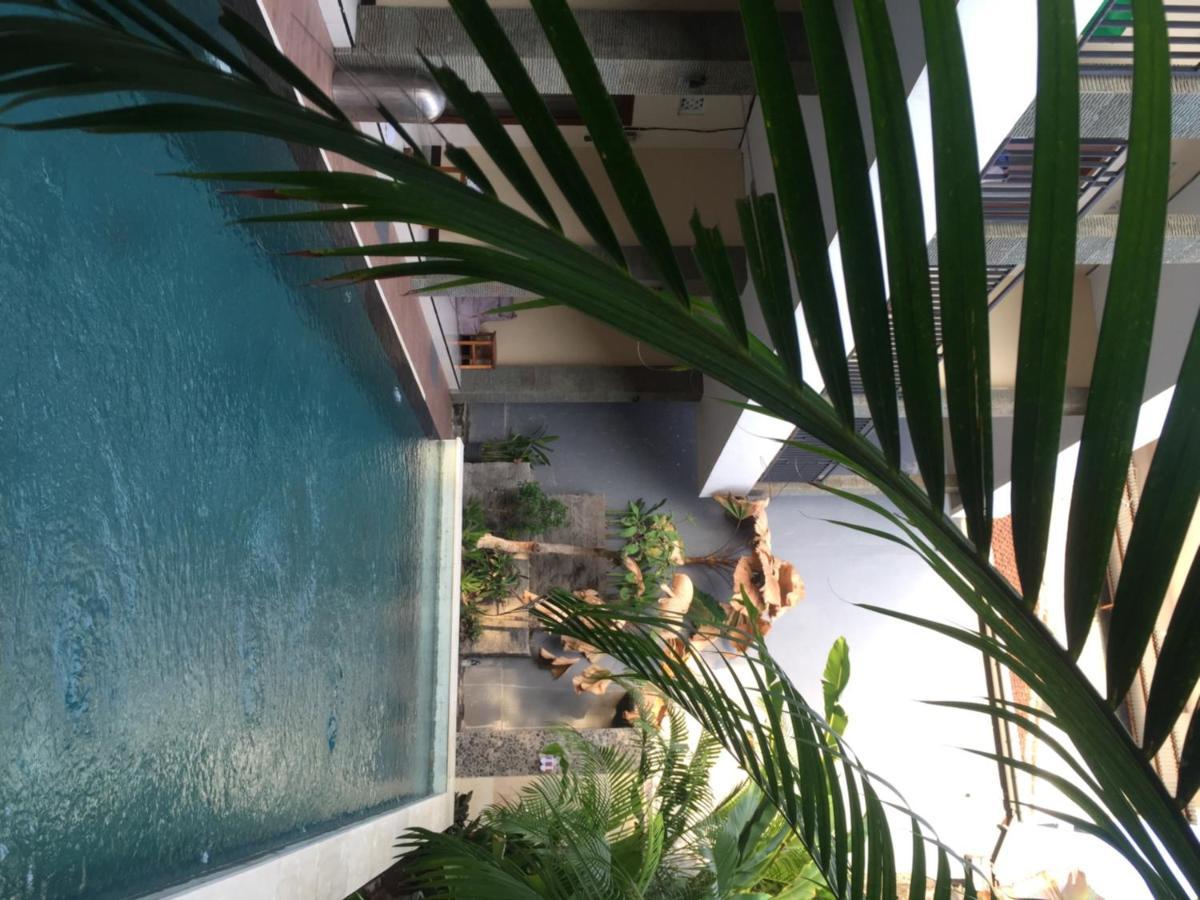 סמיניאק Kubu Kenak Guesthouse מראה חיצוני תמונה