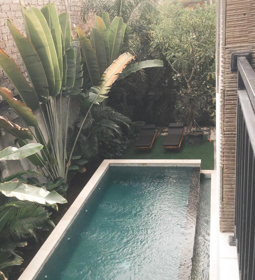 סמיניאק Kubu Kenak Guesthouse מראה חיצוני תמונה